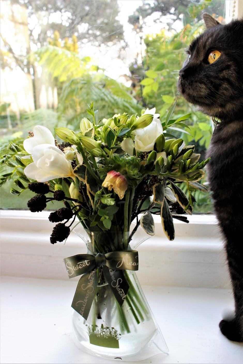 MeadowSweet seasonal posy with British paperwhites, anemones, heather, altromeria, eucalyptus, alder cones, snowberries, waxy pittosporum plus some beautiful fragrant freesias (thank you Holland!).