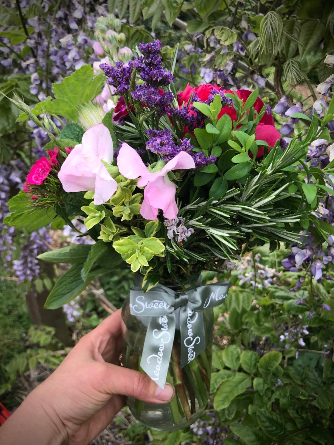 British-grown early summer sweet peas and flower subscription service posy