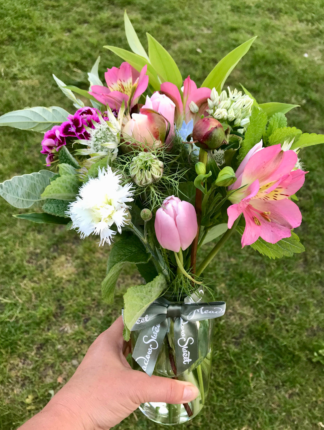 Flower bouquet featuring British locally-sourced flowers for a more sustainable choice